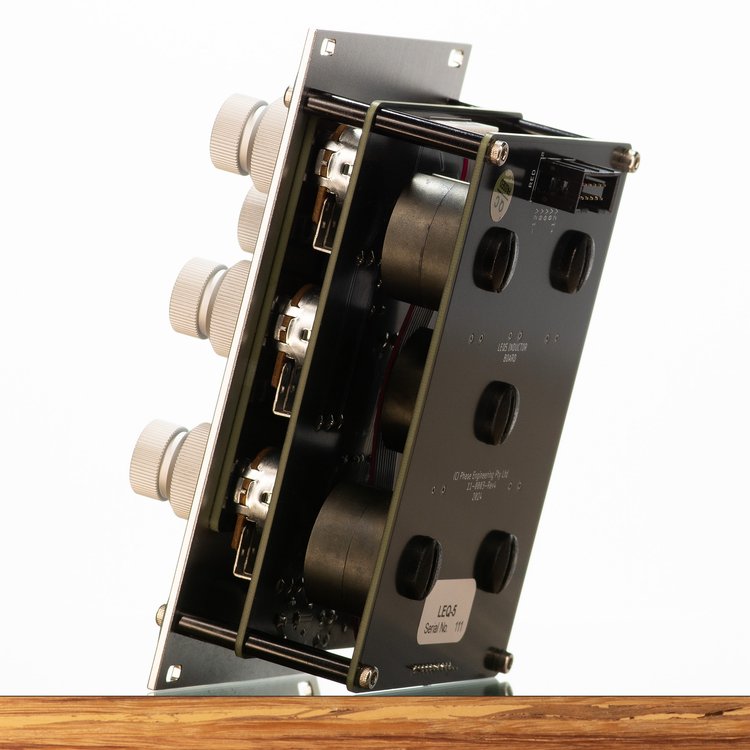 Euro Rack Inductor EQ module by Phase Engineering
